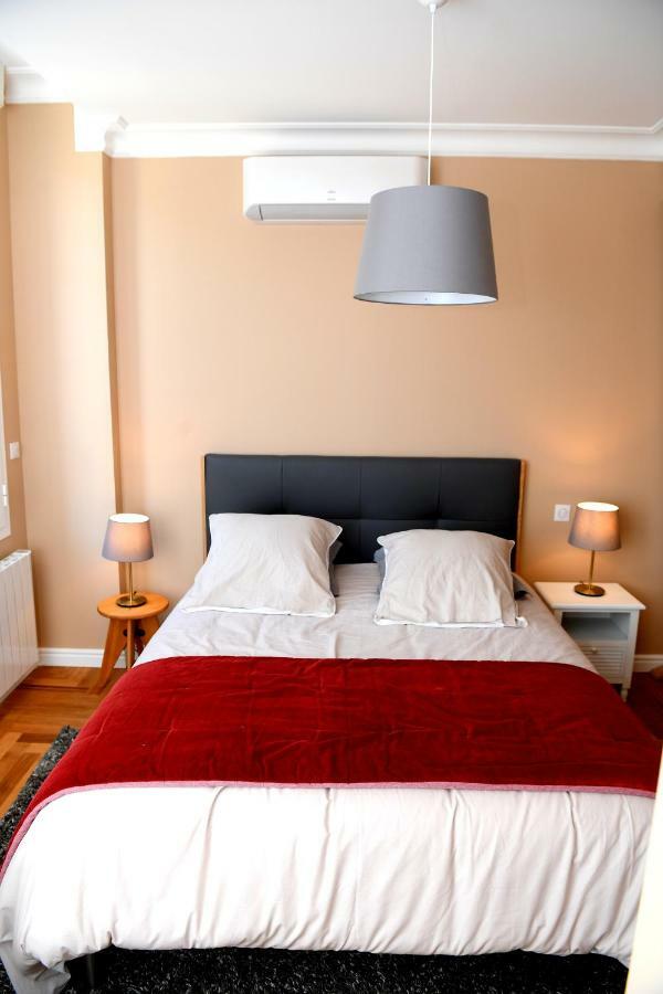 Libourne Hyper Centre A Deux Pas De Saint Emilion Apartment Bagian luar foto